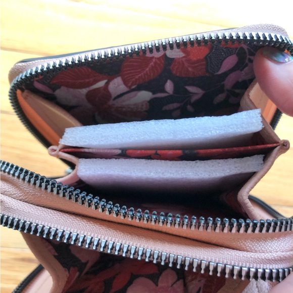 French Connection Crossbody Bag (Blush) NWT - Picture 6 of 11